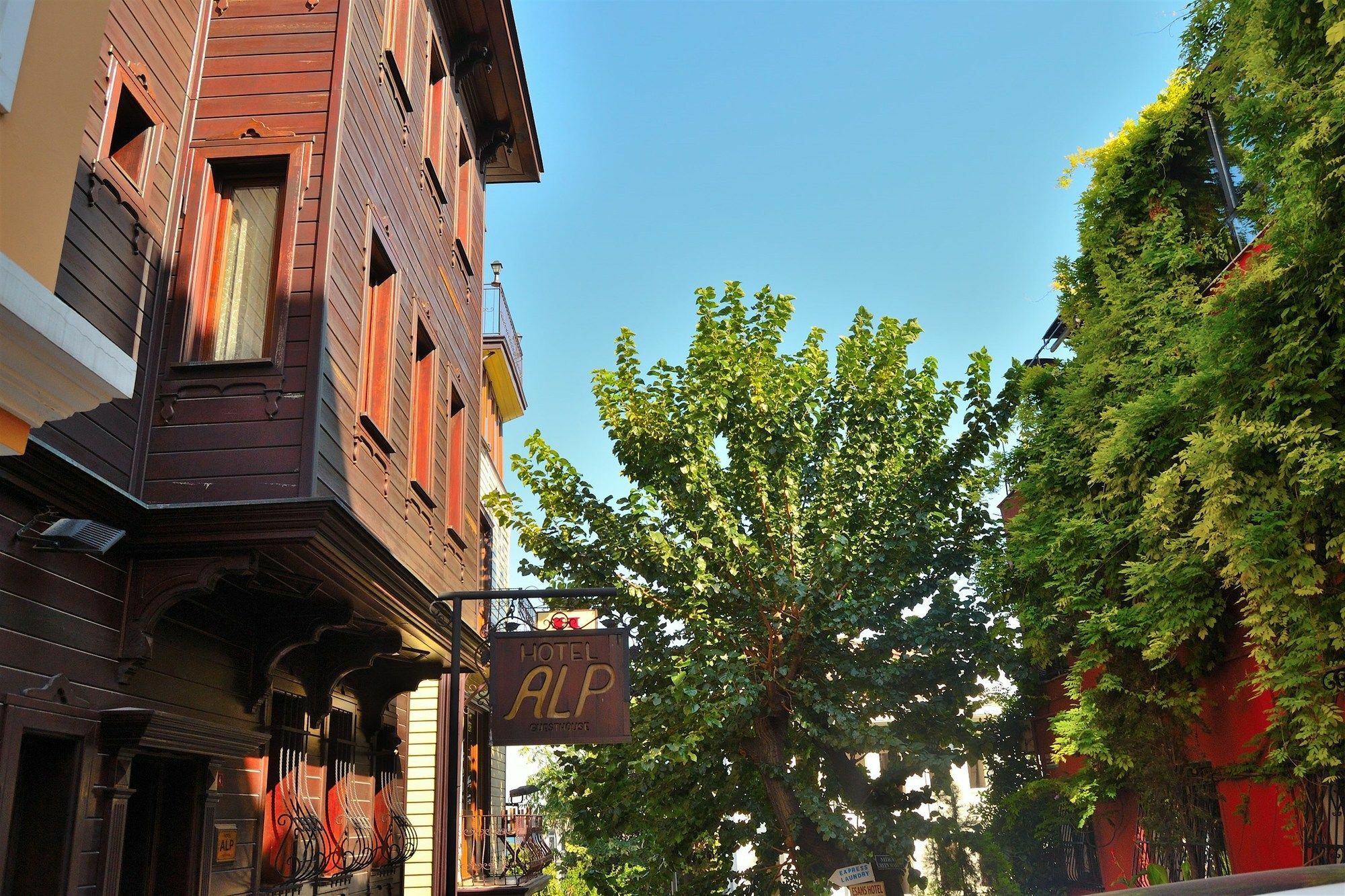 Hotel Alp Guesthouse Istambul Extérieur photo